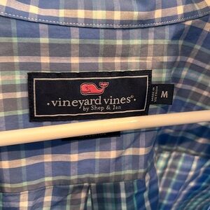 Men Size M Vineyard Vines Casual Shirt